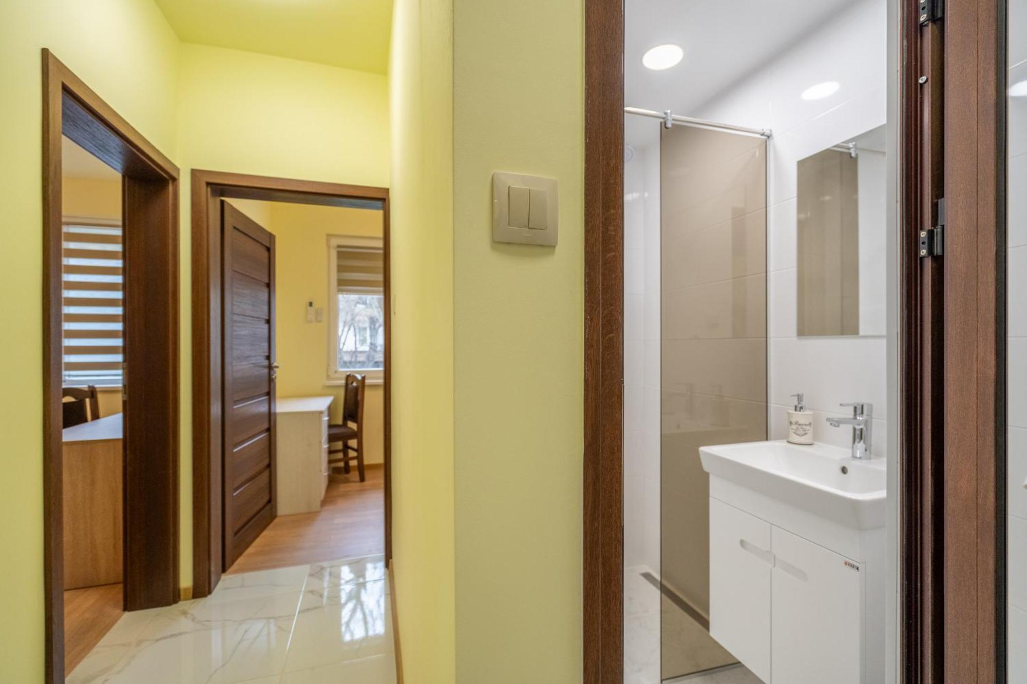Διαμέρισμα Location New & Spacious 3 Bdr Medical Academy Σόφια
